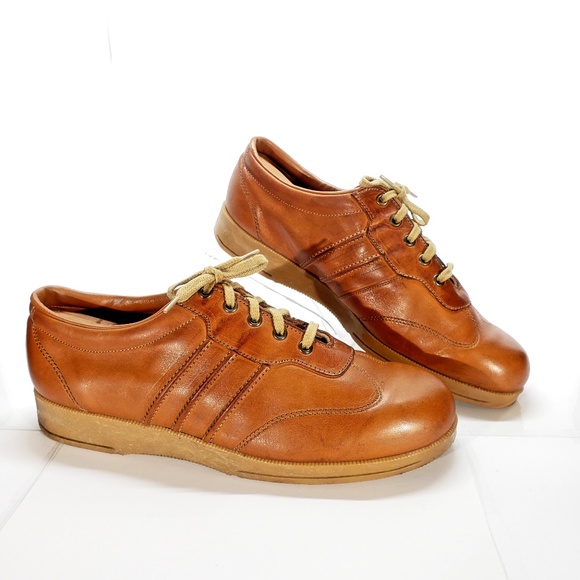 Thom Mcan Tennis Shoes From The 70s Thom Mcan Shoes From The 70's Top